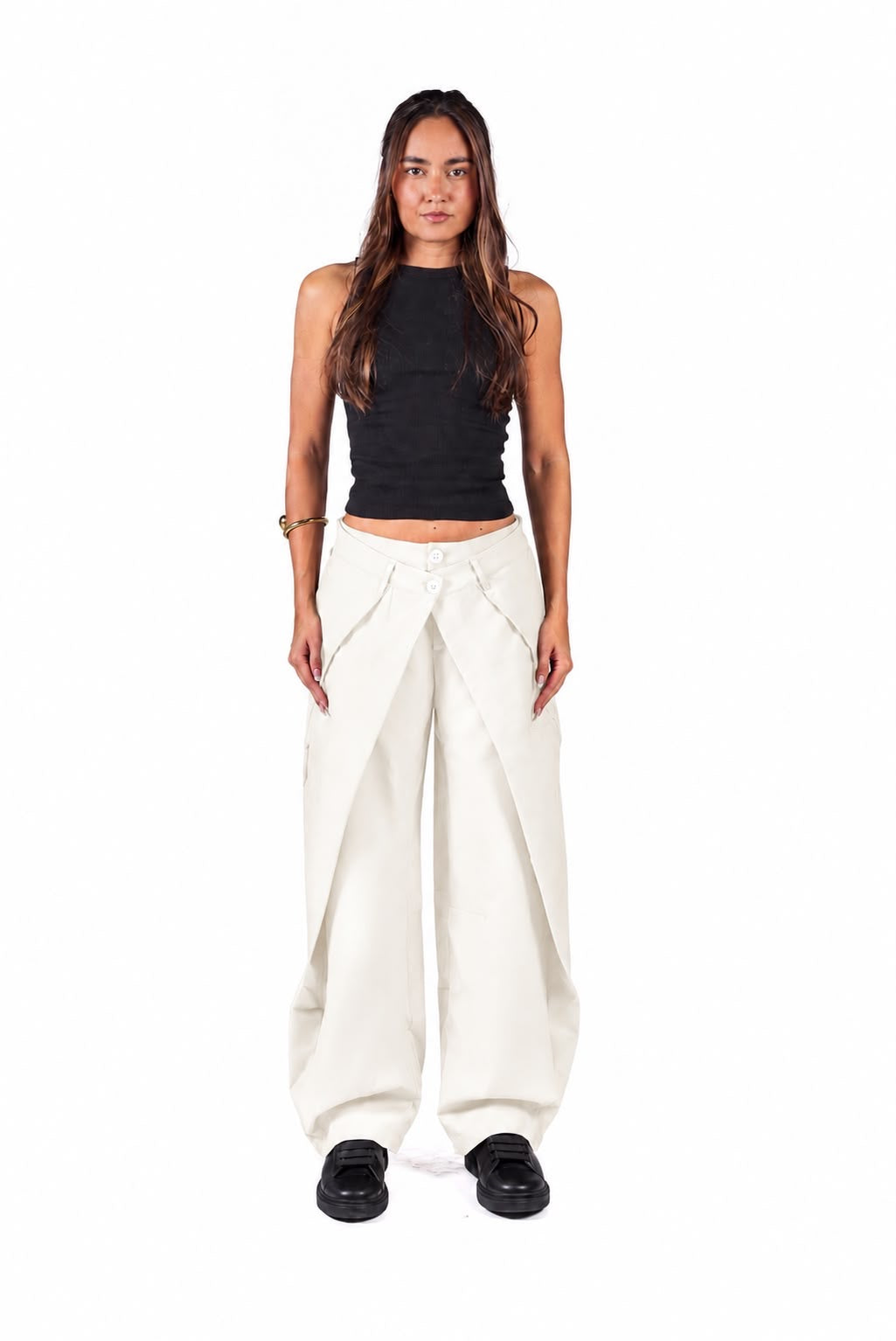 Double buttoned pleated pants