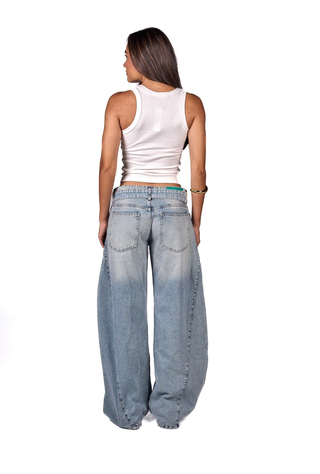 Pinned belt jeans.