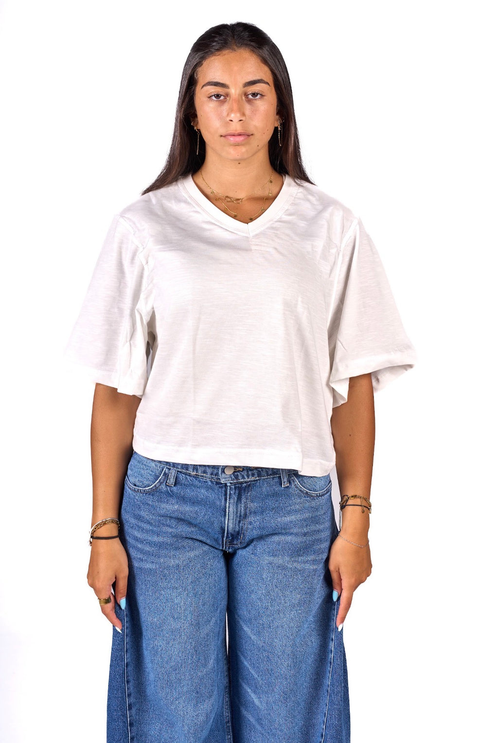 V-neck relaxed tee