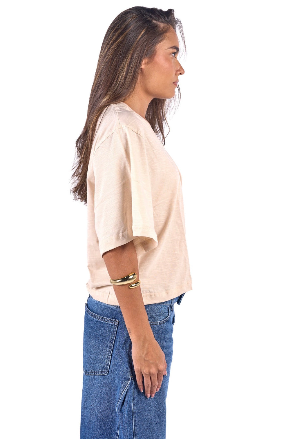 V-neck relaxed tee