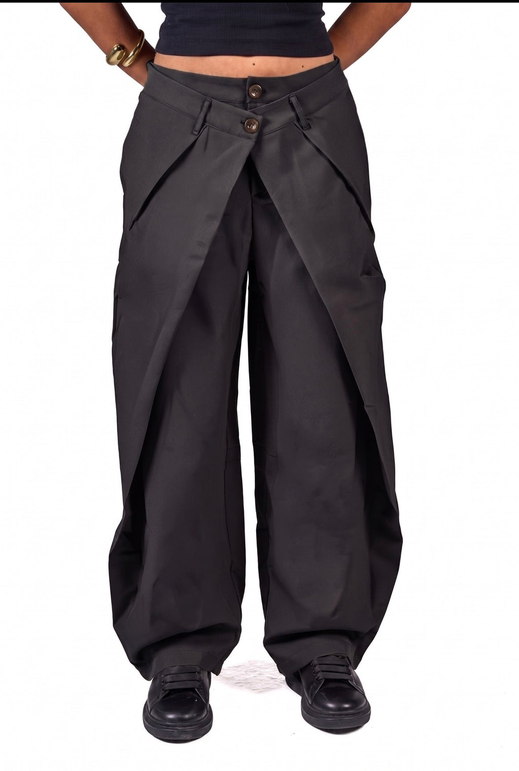 Double bottomed pleated pants