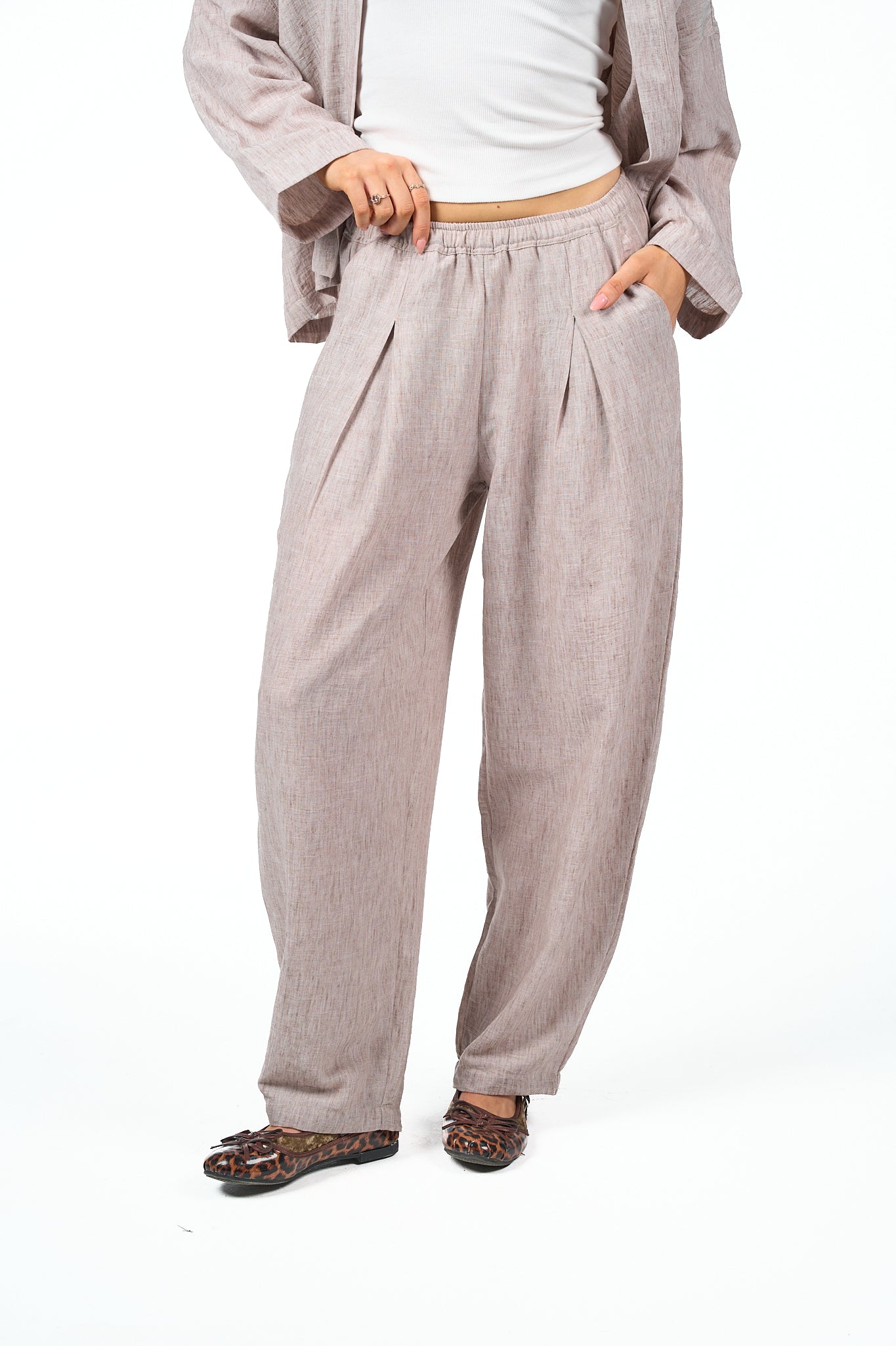 Washed Pleated Linen Pants