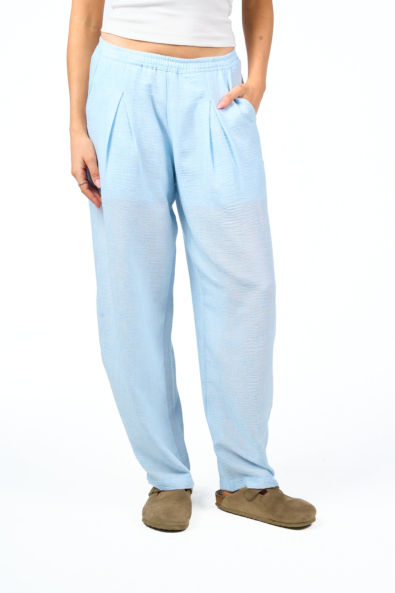 Washed Pleated Linen Pants