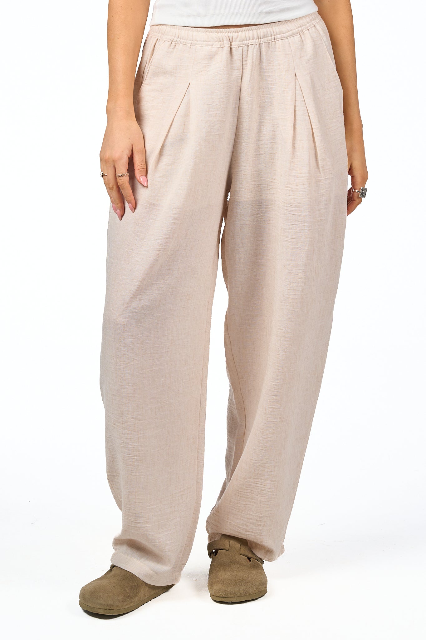 Washed Pleated Linen Pants