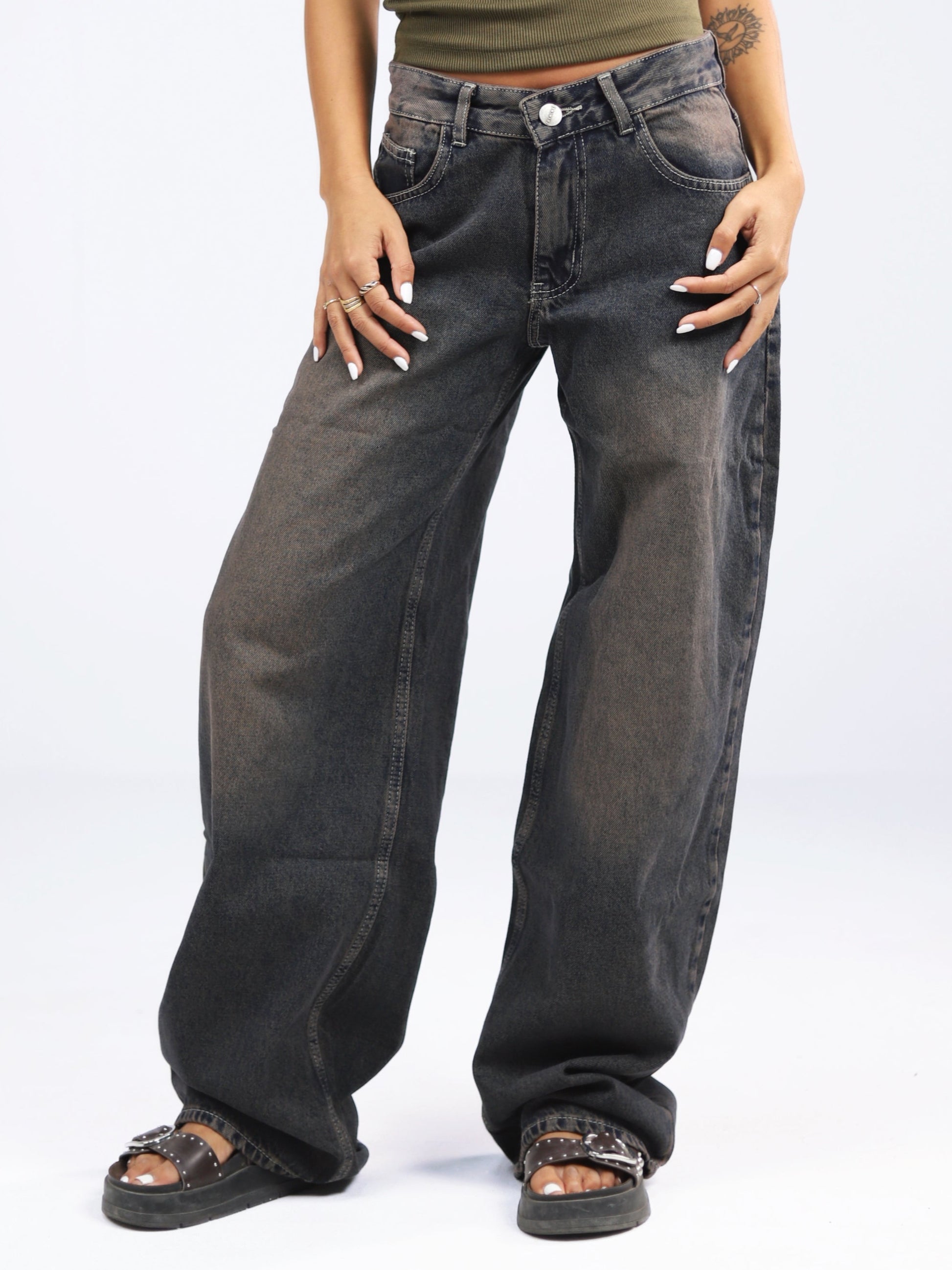 Low Waist Baggy Jeans