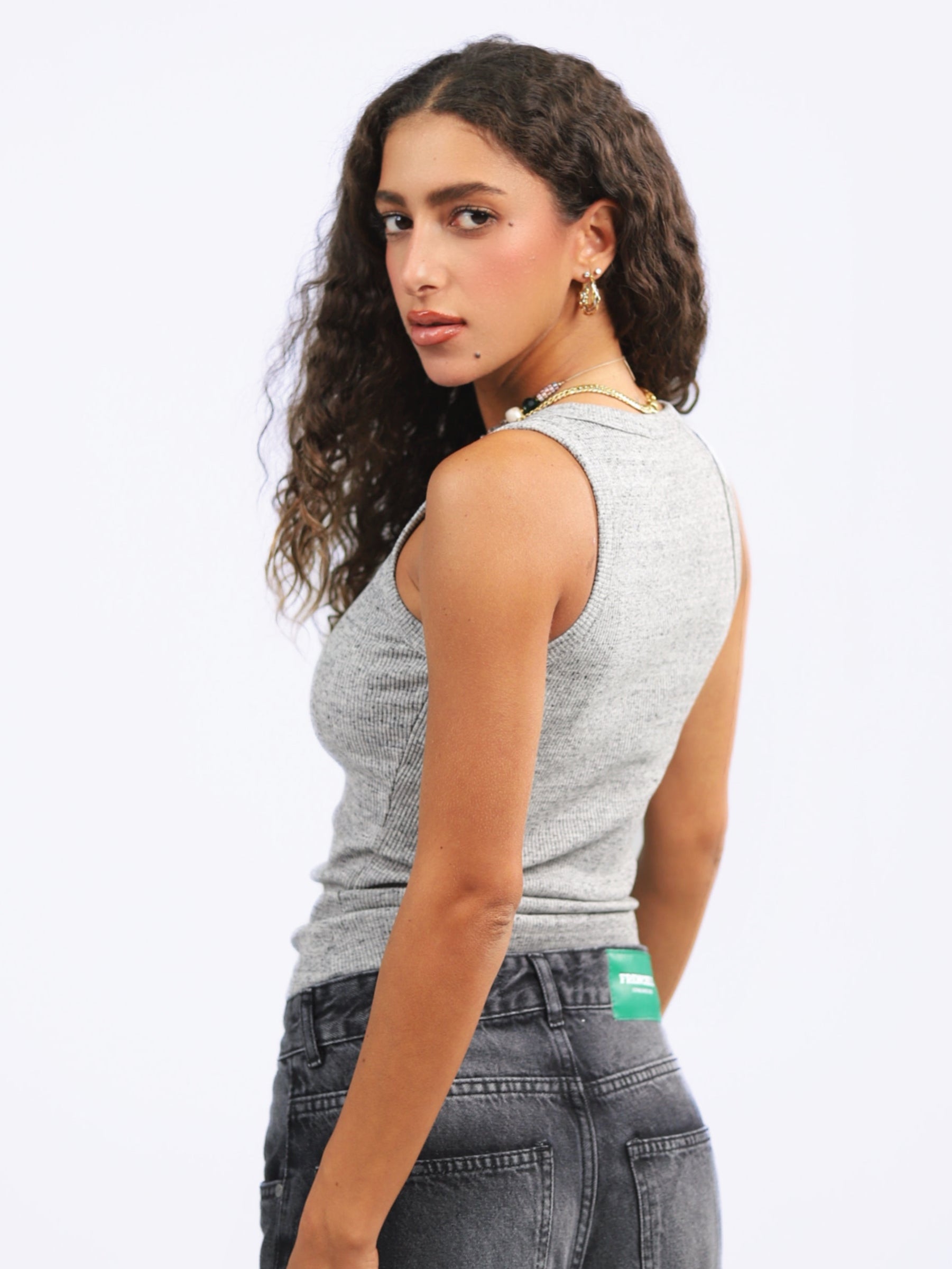 U-SHAPED TANK TOP